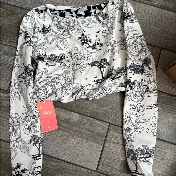 NWT Maaji Palma Long Sleeve Swim Top - Picture 3 of 6